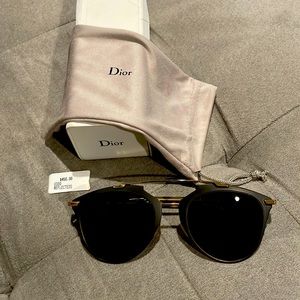 Dior Sunnies !